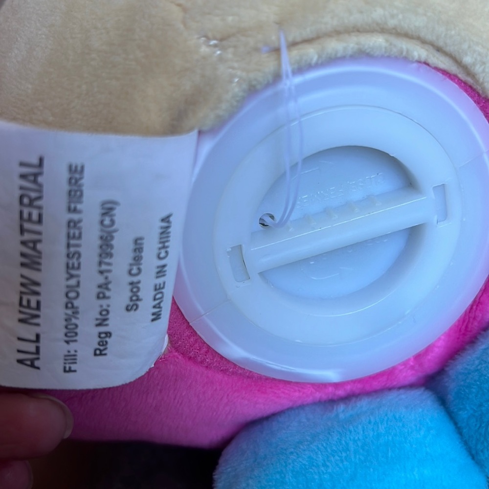 Shopkins *NWOT* Kids D'Lish Donut Plush Bank - Picture 5 of 9